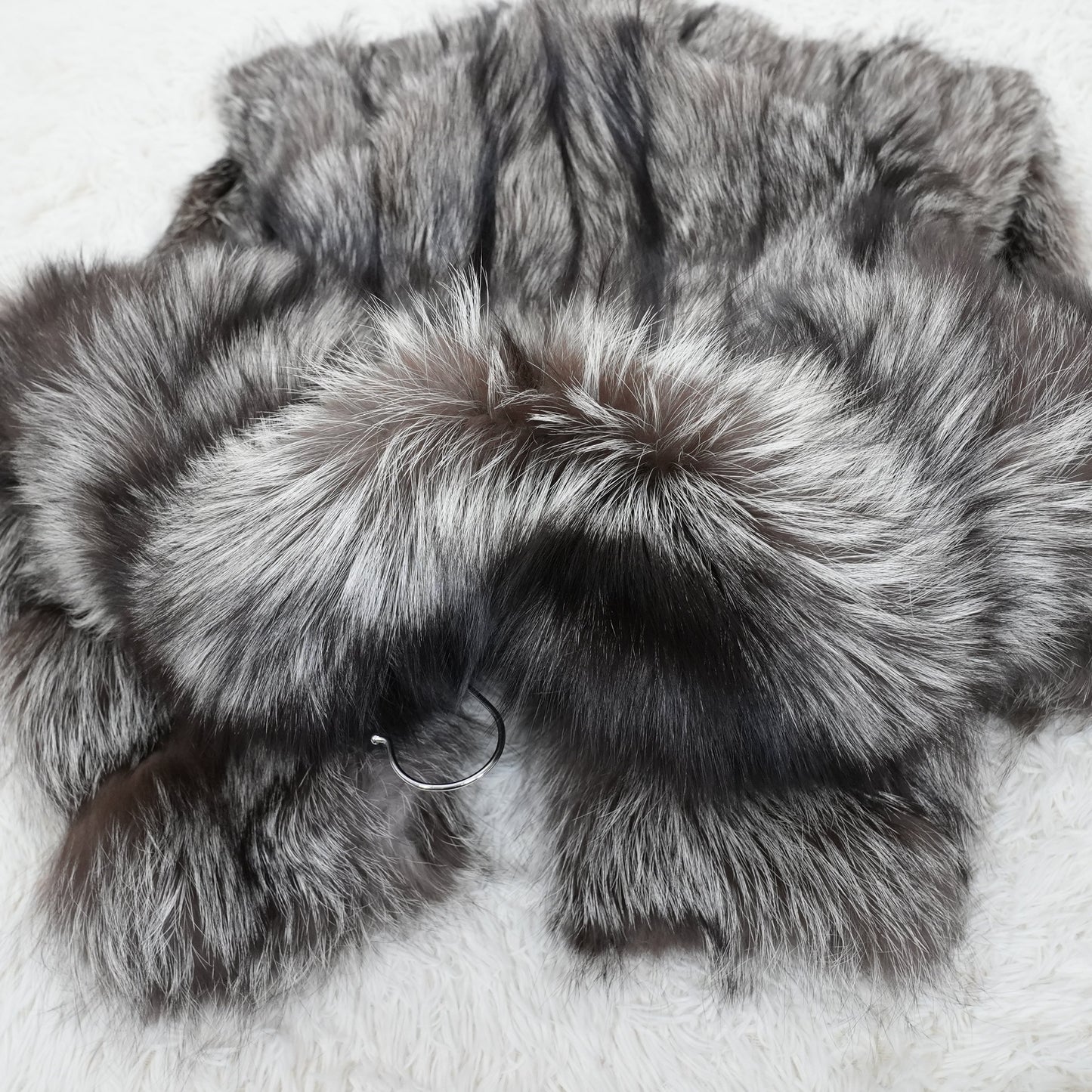 Silver Fox Long Coat - SAGA FOX Genuine Vintage Fur Japan