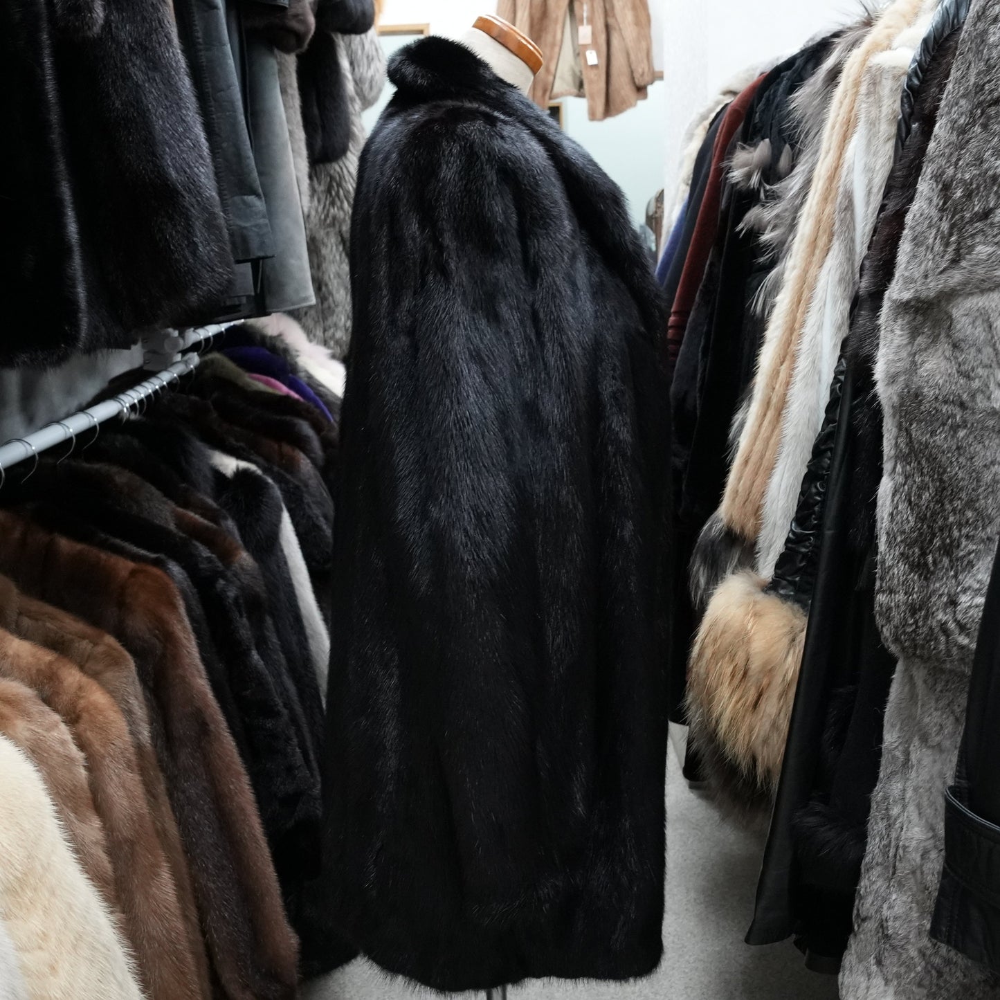 Black Mink Half Coat Malvoisie - Genuine Vintage Fur From Japan