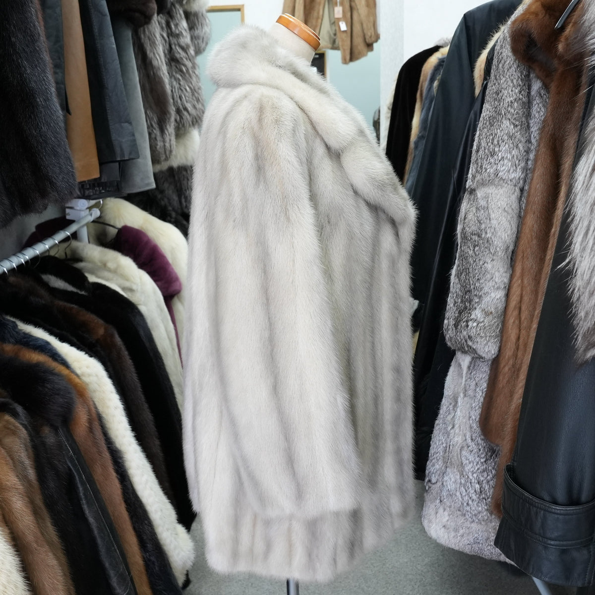 Sapphire Mink Fur Coat - Genuine Vintage Fur From Japan