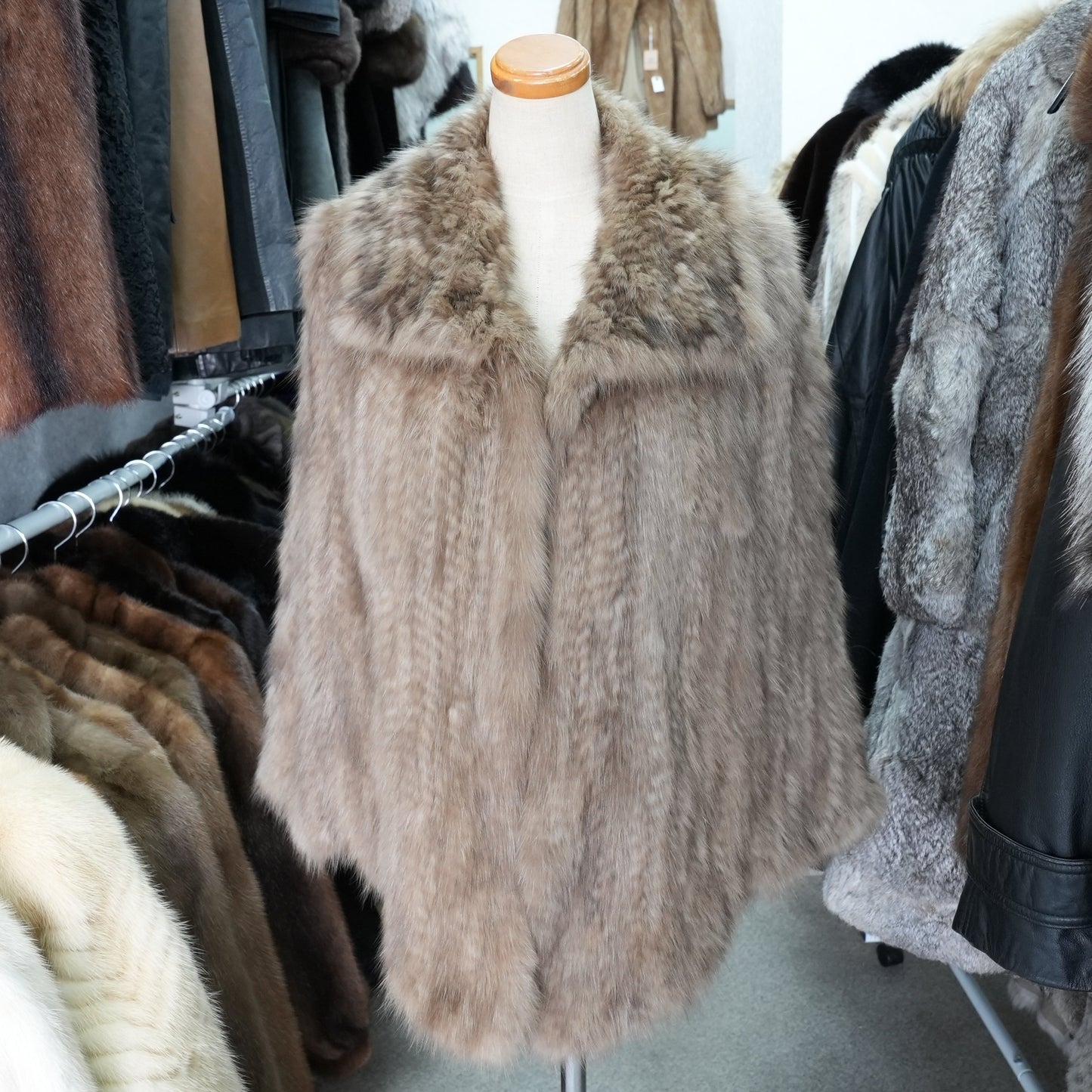 Sable Cape Very Soft - Genuine Vintage Fur From Japan