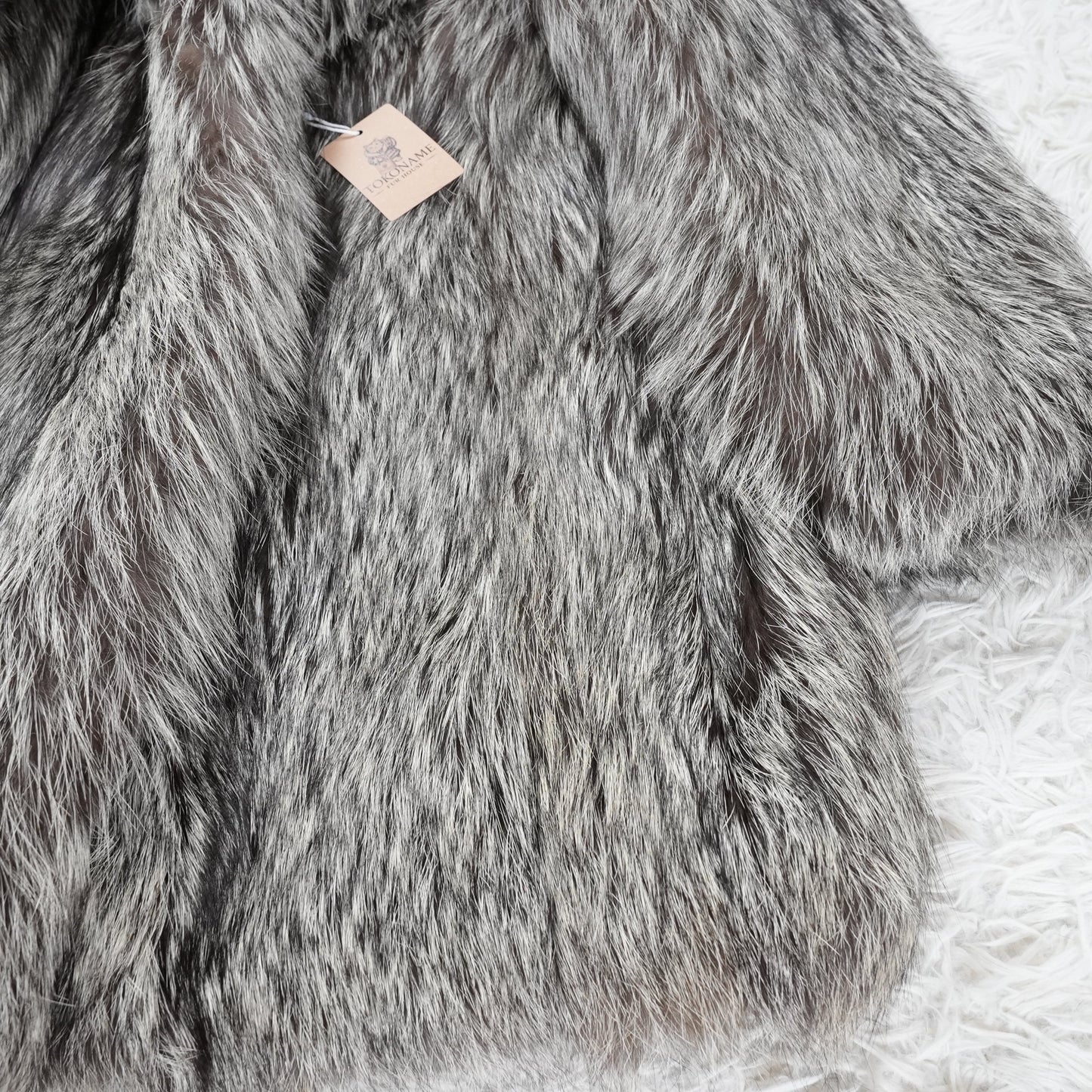 Silver Fox Fur Coat - Genuine Vintage Fur From Japan