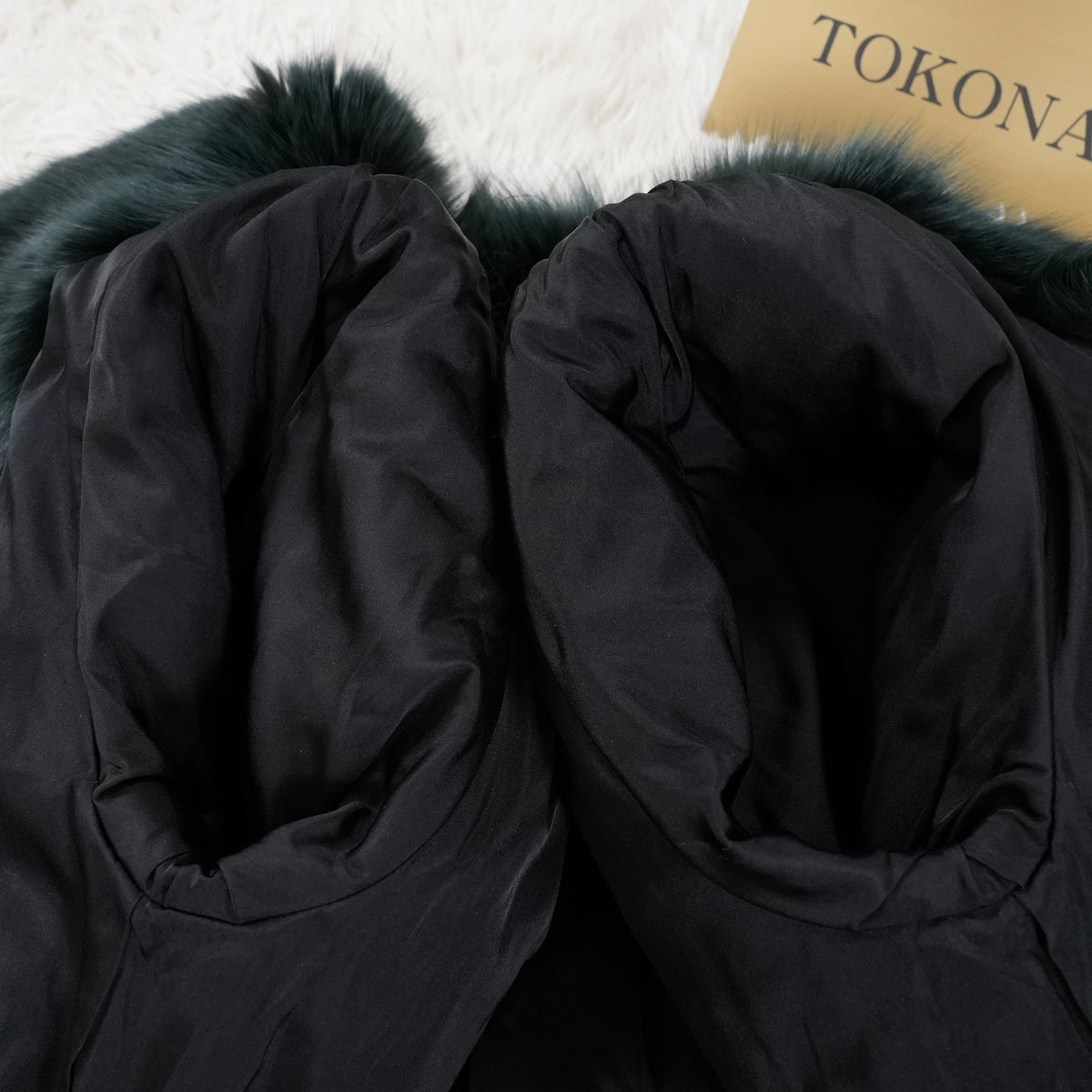 Dark Green Dyed Fox Fur Coat Soft and Fluffy Malvoisie - Genuine Vintage Fur From Japan