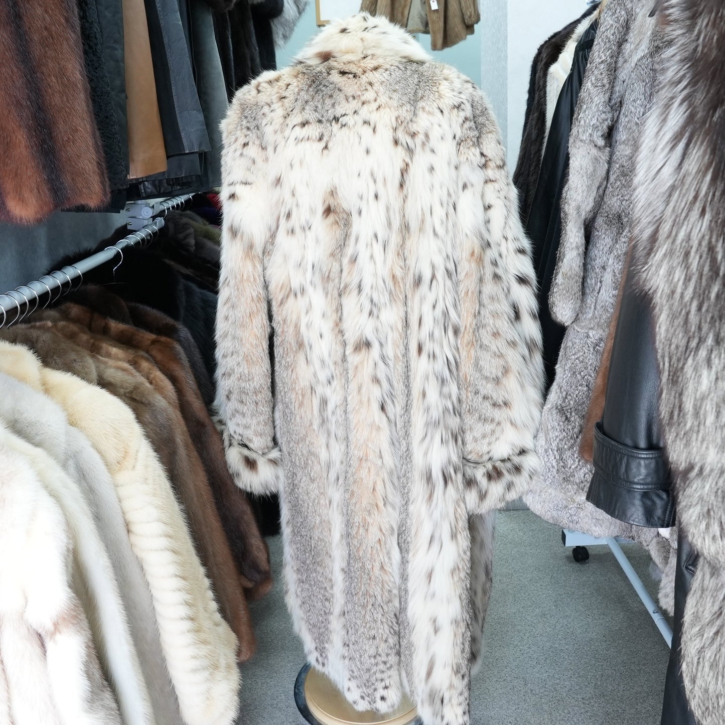 Lynx Fur Long Coat Roll Up Sleeve Calvin Klein - Genuine Vintage Fur From Japan