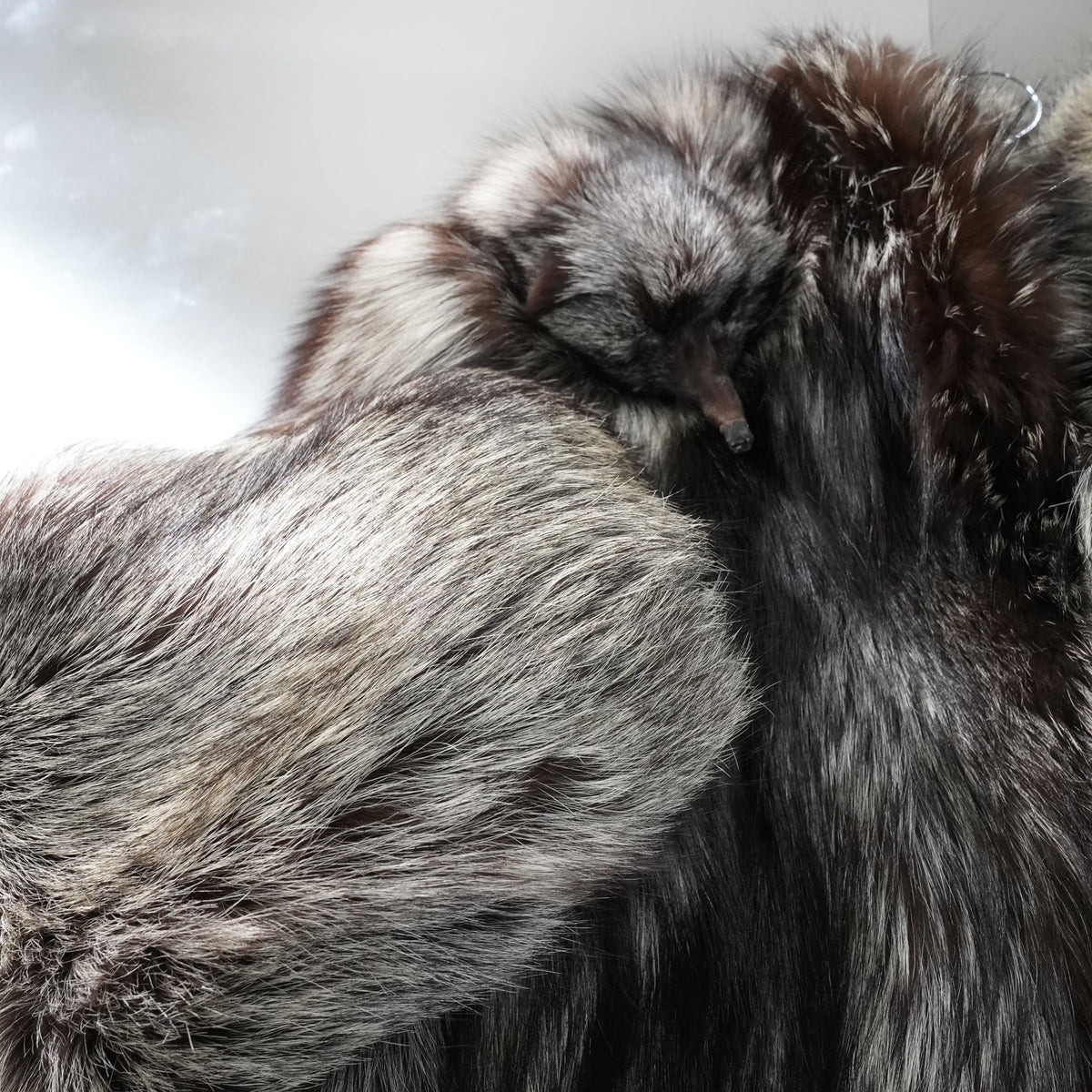 SAGA FOX Silver Fox Fur Coat Soft and Fluffy - Genuine Vintage Fur From Japan